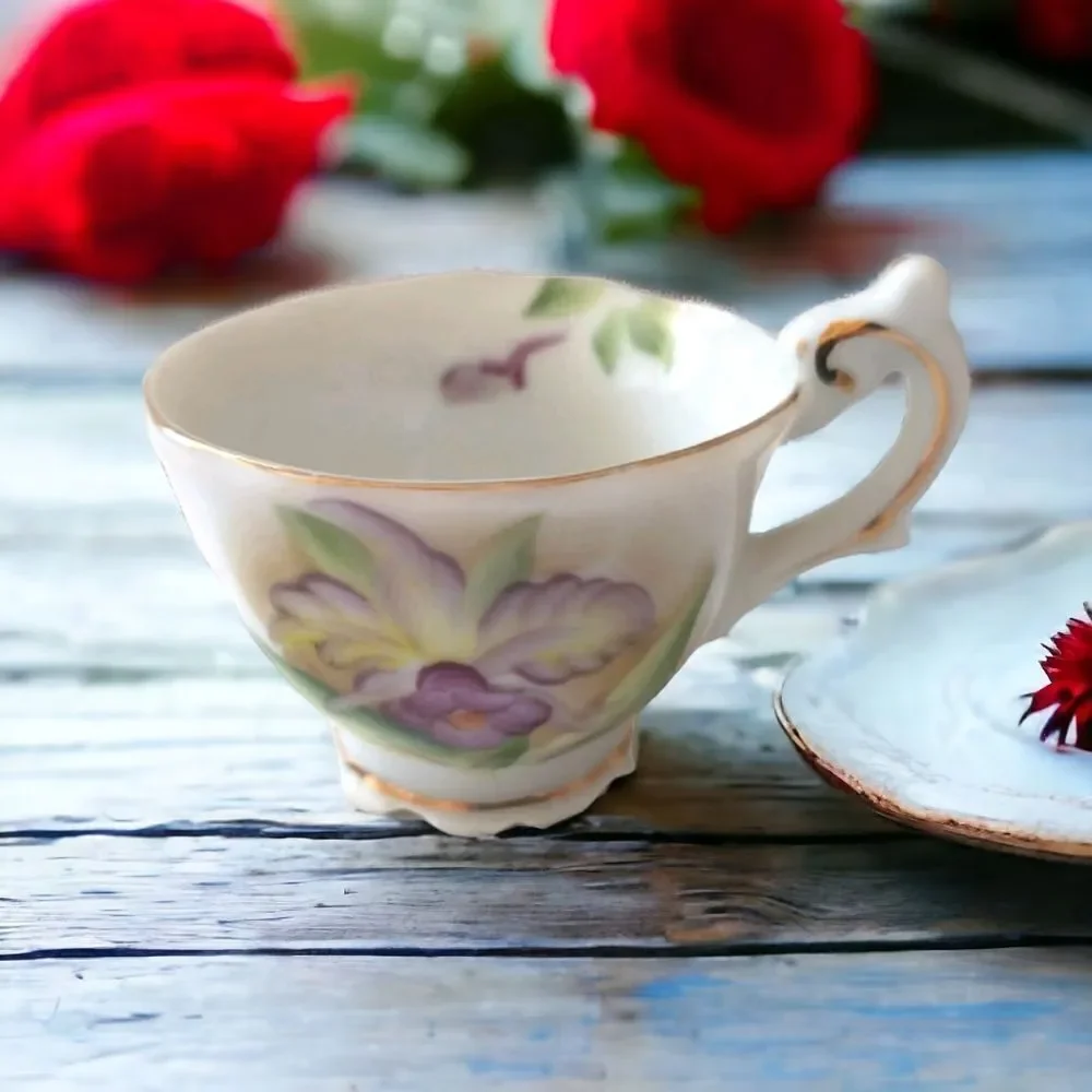 MINI Demitasse Floral Tea Cup Porcelain Air‎ Plants Succulents Violets Diorama
